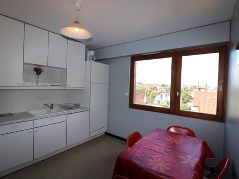 Agréable F2 avec terrasse et parking, proche du lac - 2 à 4 pers. - Annecy - FR-1-432-1 Apartment in Annecy
