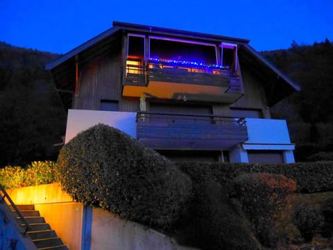 Résidence moderne 4* avec terrasses et TV, proche du lac - FR-1-432-7 Apartment in Doussard