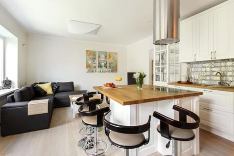 #stayhere 3BDR Modern & Stylish Apartment - Heart of Old Town by Houseys Condo in Vilnius