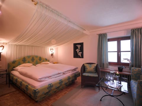 Chalet Kerber Apartment in Lech