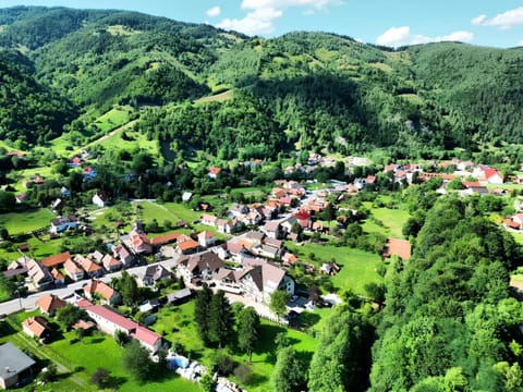 Property building, Nearby landmark, Spring, Day, Neighbourhood, Natural landscape, Bird's eye view, City view, Mountain view, Street view