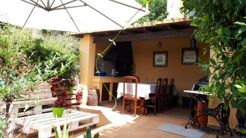 Casa Particular Vacation rental in Banyoles