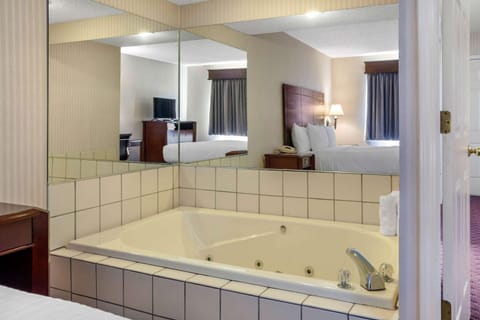 Clarion Hotel & Suites Hôtel in Lake Delton
