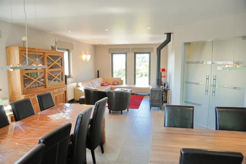 Nid des Amis House in Wallonia, Belgium