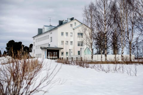 Property building, Day, Winter