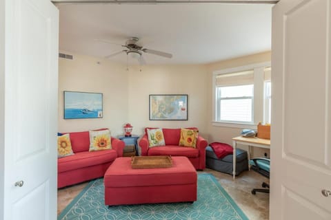 Sunny Side Up Haus in Tybee Island