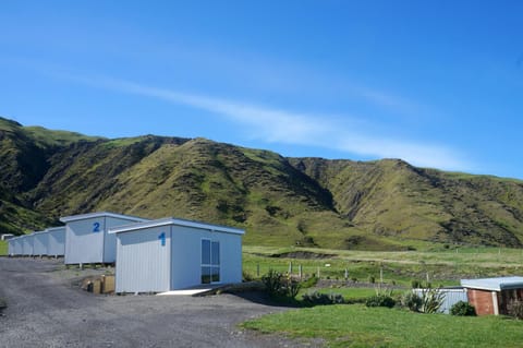 Waimeha Camping Village Camping /
Complejo de autocaravanas in Wellington Region