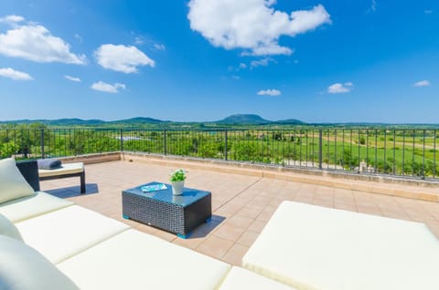 Balcony/Terrace, Mountain view