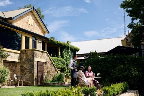 Mount Lofty House Hotel in Stirling