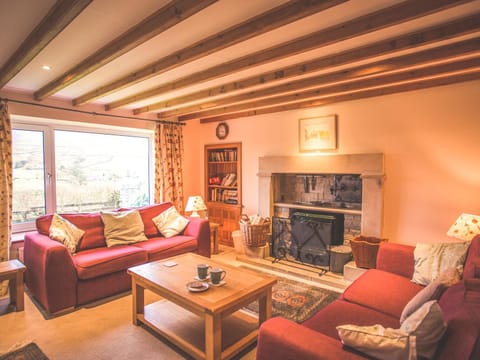 Deerclose West Farmhouse House in Craven District