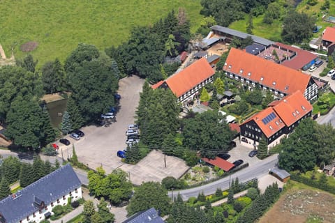 Property building, Bird's eye view, Parking