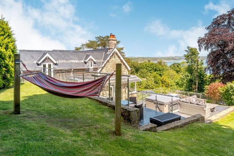 Rhodewood Lodge House in Saundersfoot