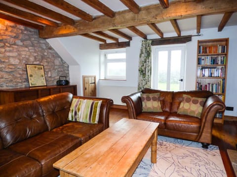 Hall End Barn House in High Peak District