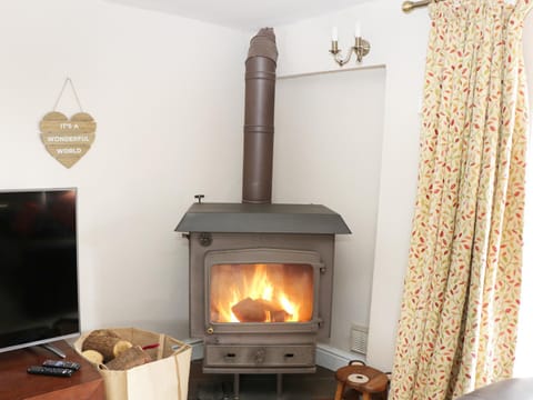 Woodlands Farm House in East Staffordshire District