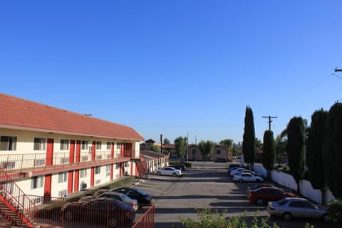 Valley Hotel Motel in San Gabriel