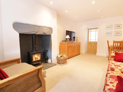 19 Cwmorthin Road House in Wales