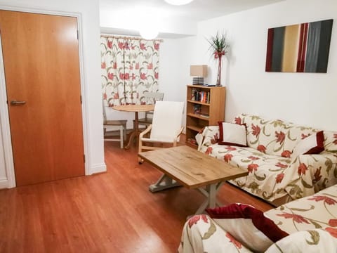 4 Bredon Court House in Newquay