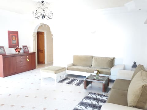 Superbe Appartement bord de mer Copropriété in Sousse