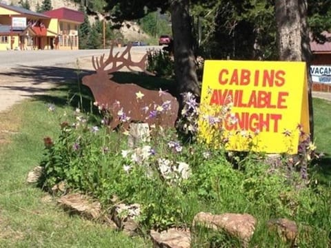 Columbine Cabins Capanno nella natura in Grand Lake
