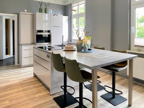 Kitchen or kitchenette, Living room, Dining area, dishwasher, oven, stove, kitchen