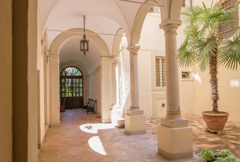 Patio, Day, Other, Other, Pets, Inner courtyard view