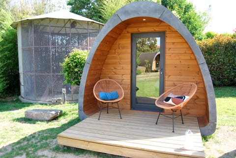 Bedroom, Garden view