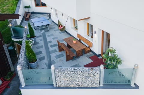 Aparthotel Fernblick Bed and Breakfast in Serfaus