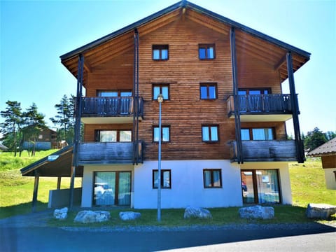 La Crete du Berger by Actisource, La Joue du Loup Apartment in Provence-Alpes-Côte d'Azur