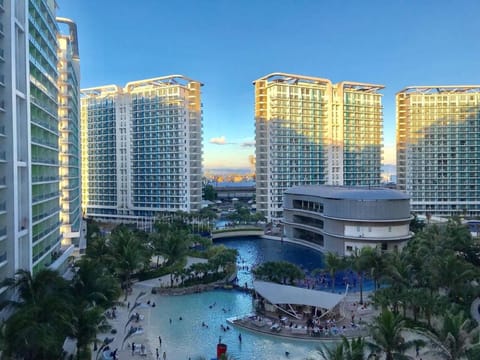 Azure Luxury Beach View Condo Staycation Apartment in Las Pinas