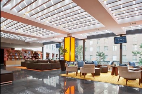 Courtyard by Marriott Mexico City Airport Hotel in Mexico City