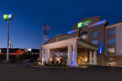 Holiday Inn Express and Suites Dickson City, an IHG Hotel Hotel in Scranton