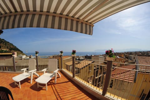 Le Sette Meraviglie Condo in Castellammare del Golfo