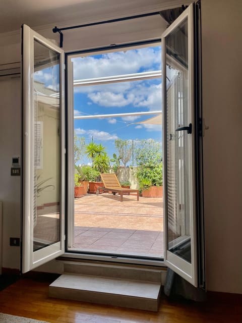 Balcony/Terrace, Balcony/Terrace