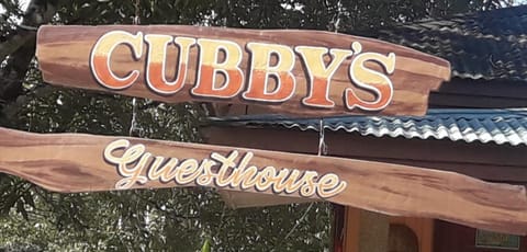 cubby's guesthouse Bed and Breakfast in San Vicente