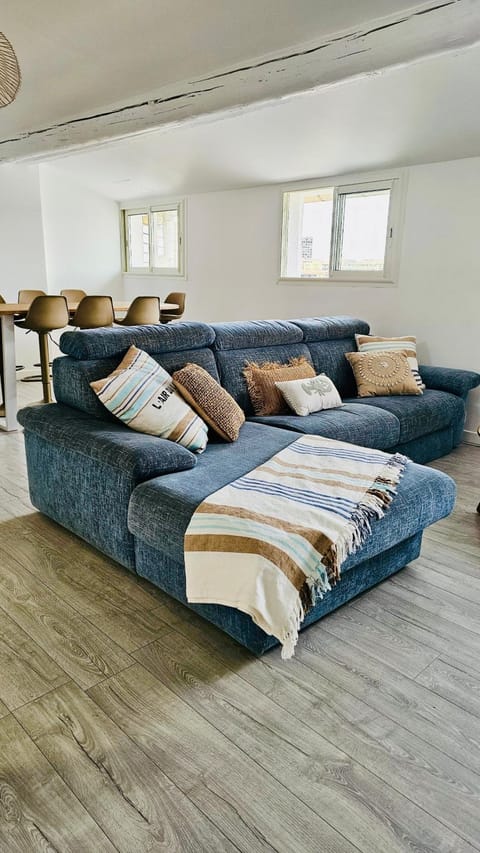 Superbe Loft vue Vieux Port en 1ère ligne Apartment in Marseille