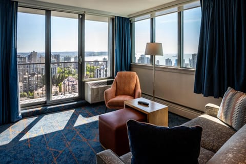 Blue Horizon Hotel Hotel in Vancouver