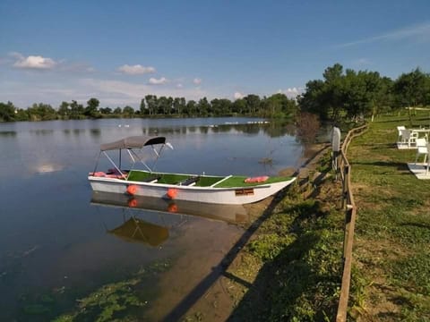 Day, Natural landscape, Activities, Lake view