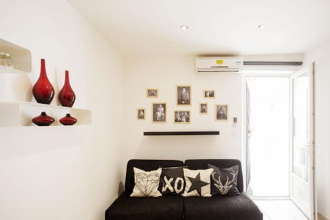 GregBnb - Studio Cosy - CLIMATISÉ - WIFI - 15min Gare Apartment in Toulon