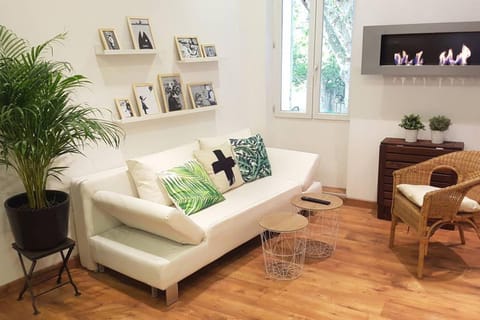 GregBnb-com - T2 Cosy et design - PARKING INCLUS - WiFi - 15min Gare Eigentumswohnung in Toulon