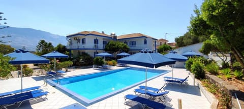 Blue White Apartments Apartment hotel in Cephalonia