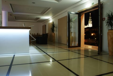 Lobby or reception, Area and facilities