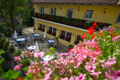Pension Appartement Lanzer Alojamiento y desayuno in Styria