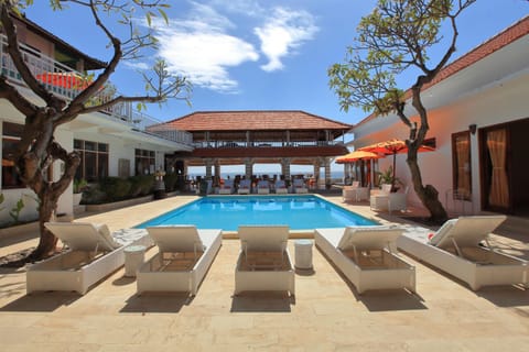 Pool view, Sea view