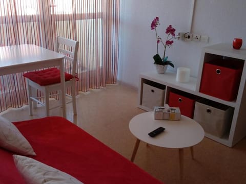 Studio avec Piscine, Salle de Sport et Proche Plage - Cap d'Agde - FR-1-249-217 Apartment in Agde