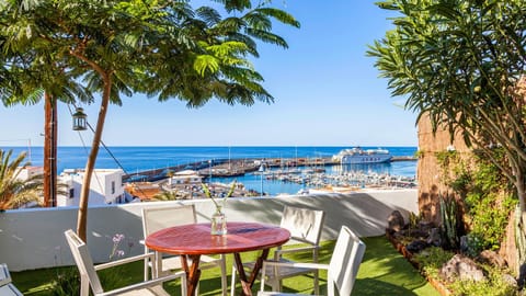 View (from property/room), Balcony/Terrace, Sea view