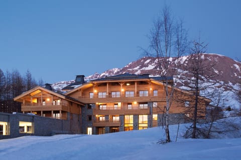 Lagrange Vacances l'Alpenrose Apartment hotel in Huez