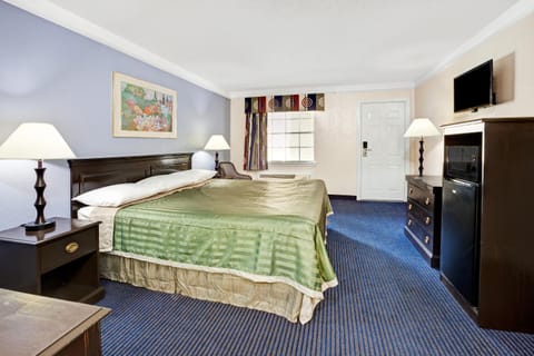 Travelodge by Wyndham North Richland Hills/Dallas/Ft Worth Hotel in Hurst