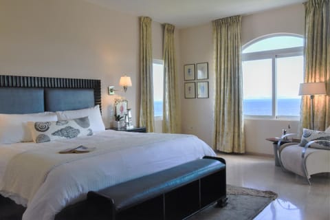 Princess Heights Luxury Condo Hotel Hotel in Sint Maarten