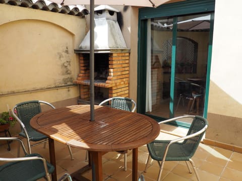 BBQ facilities, Balcony/Terrace