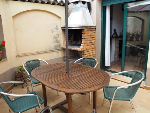 BBQ facilities, Balcony/Terrace